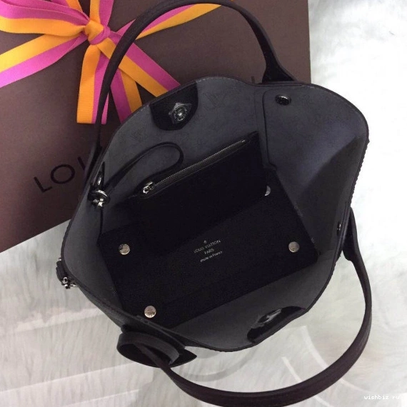 WIS LOUIS VUITTON HINA PM 1126